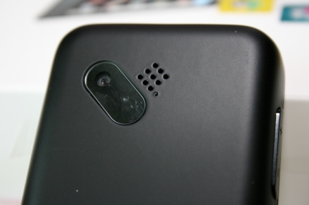3.2MP camera and speaker located behind the G1